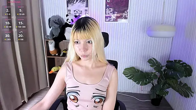 Laukyubey1 online show from March 30, 7:48 pm