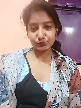 Snapshot of Ayesharani1 chatting on July 2, 12:43 am Ayesharani1 online show from July 2, 12:43 am