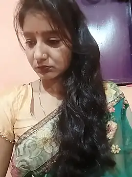 Snapshot of Ayesharani1 chatting on July 25, 12:31 am Ayesharani1 online show from July 25, 12:31 am