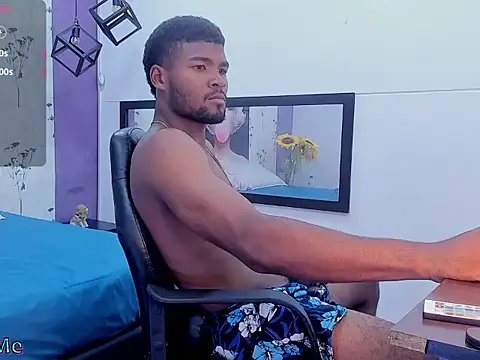 Snapshot of Juan_123__ chatting on February 5, 8:02 pm Juan 123 online show from February 5, 8:02 pm
