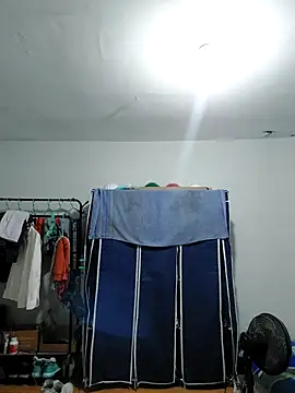 thom 1 online show from April 18, 12:36 am