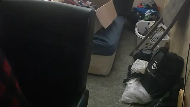 crikeycock online show from February 14, 9:44 pm