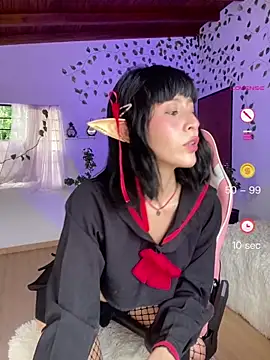 Snapshot of Capricornmystic1 chatting on May 18, 7:20 pm Capricornmystic1 online show from May 18, 7:20 pm