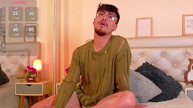 Aiden Gray online show from February 24, 7:45 pm