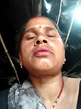 Snapshot of Hot_kiran4 chatting on February 8, 10:07 am Hot kiran4 online show from February 8, 10:07 am