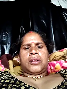 Snapshot of Hot_kiran4 chatting on February 21, 12:17 pm Hot kiran4 online show from February 21, 12:17 pm