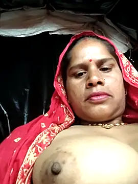 Snapshot of Hot_kiran4 chatting on February 25, 3:27 am Hot kiran4 online show from February 25, 3:27 am