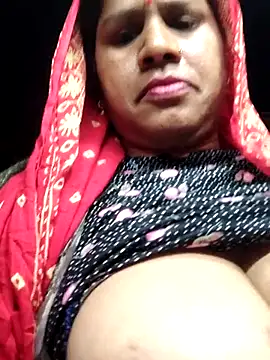 Snapshot of Hot_kiran4 chatting on February 26, 10:53 pm Hot kiran4 online show from February 26, 10:53 pm