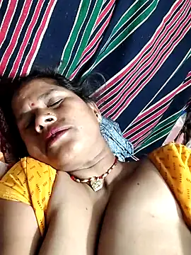 Hot kiran4 online show from April 12, 10:15 pm