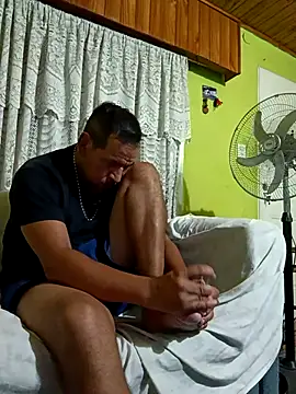 Snapshot of gordorichard chatting on February 25, 3:16 am gordorichard online show from February 25, 3:16 am