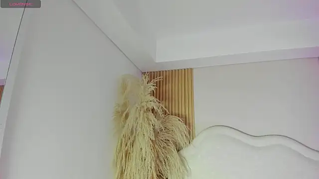 rebeca taylor online show from March 4, 3:12 am