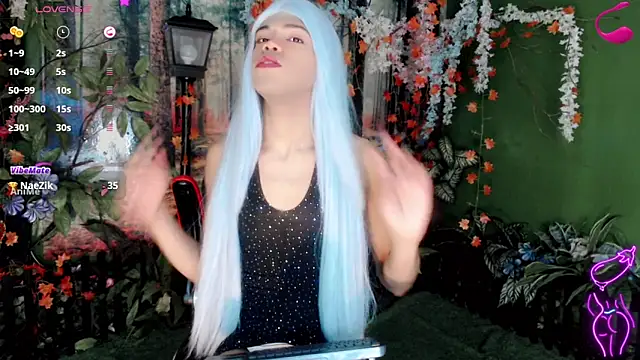 Snapshot of Andrea_Pop_ chatting on February 9, 7:40 pm Andrea Pop online show from February 9, 7:40 pm