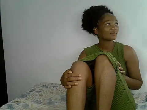 Snapshot of ForeverSexy_ chatting on February 4, 12:55 pm ForeverSexy online show from February 4, 12:55 pm