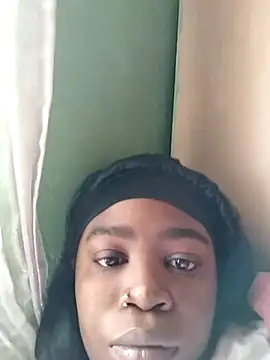 Snapshot of blxckiey chatting on March 3, 8:31 am blxckiey online show from March 3, 8:31 am