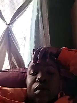 Snapshot of blxckiey chatting on March 25, 3:29 pm blxckiey online show from March 25, 3:29 pm
