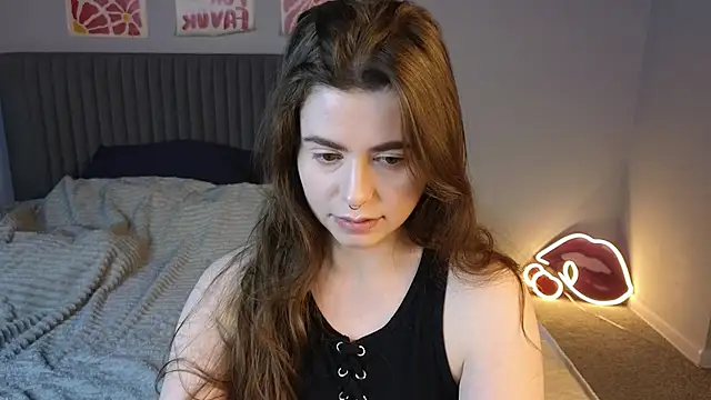 LovingWhisperr online show from March 5, 1:23 am