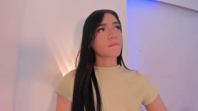 AllanaRosee online show from March 21, 12:04 am