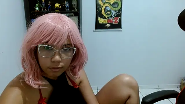 m-mandy online show from April 14, 8:59 pm