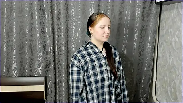 RuddyArmoire online show from February 3, 5:29 pm