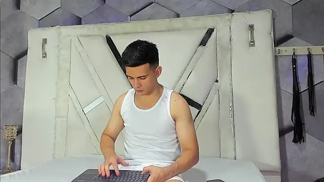 GoldenBoyM online show from February 10, 2:37 am