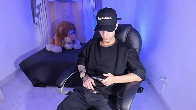 Dereck Boy  online show from February 28, 4:13 am