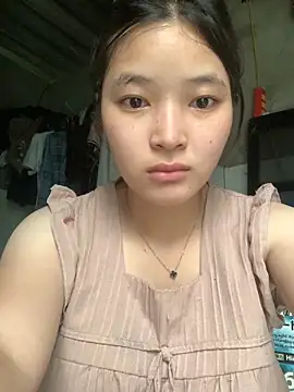 Snapshot of Suzu_xx01 chatting on May 11, 1:33 am Suzu xx01 online show from May 11, 1:33 am