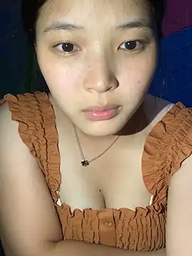 Snapshot of Suzu_xx01 chatting on May 15, 4:03 pm Suzu xx01 online show from May 15, 4:03 pm