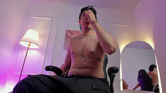 Axel Creed online show from February 14, 5:59 am