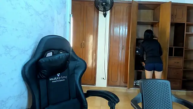 Emily and Soffy online show from March 13, 12:23 pm