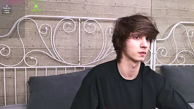 HoogWilder online show from March 21, 8:23 pm