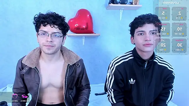 Snapshot of Eliotkinky chatting on February 13, 2:13 pm Eliotkinky online show from February 13, 2:13 pm