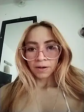 Katestar77 online show from March 7, 8:39 pm