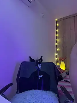 Snapshot of lolibahia chatting on February 17, 7:53 pm lolibahia online show from February 17, 7:53 pm