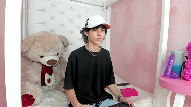 thanier 18 online show from February 11, 7:41 pm