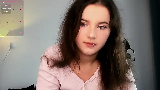 chloe dashh online show from April 23, 8:35 am