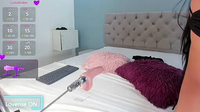 Valentina Rujano online show from March 13, 1:12 am