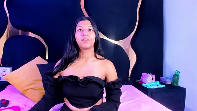 Snapshot of Vaneline2 chatting on May 16, 3:44 pm Vaneline2 online show from May 16, 3:44 pm