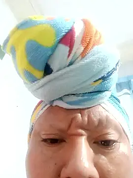 perrit17 online show from February 19, 7:26 am