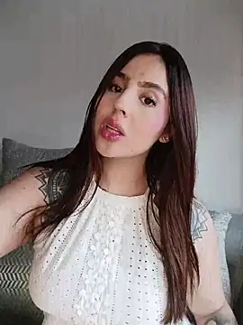 Im Anto online show from April 5, 7:55 pm