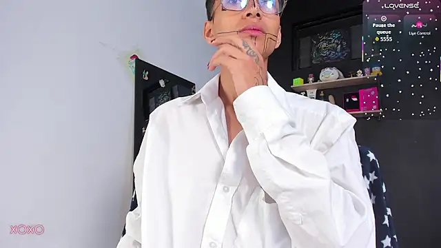 Snapshot of _Josh_Moon_ chatting on February 7, 2:10 pm Josh Moon online show from February 7, 2:10 pm