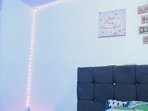 latin riahnna jp online show from February 12, 2:50 am