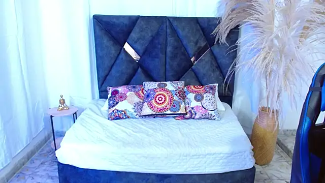 nikoo 18 online show from February 9, 1:26 pm