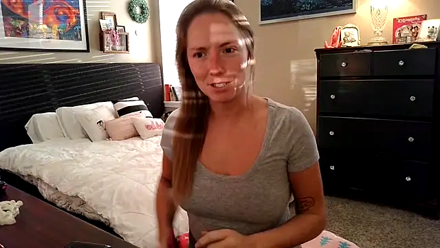 mooviebaby online show from February 13, 10:50 pm