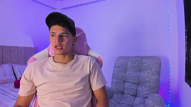 Adrian Prime  online show from April 8, 6:41 pm