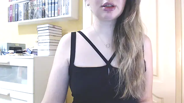 Snapshot of Tasiya chatting on February 24, 2:59 pm Tasiya online show from February 24, 2:59 pm