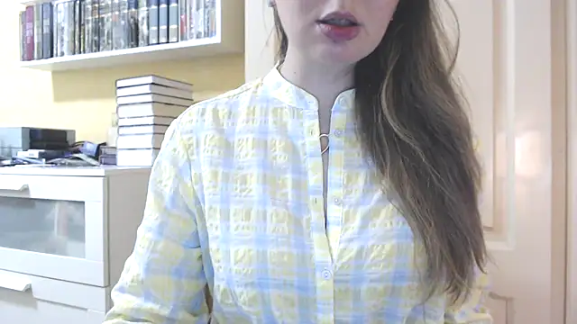 Tasiya online show from March 12, 1:50 pm