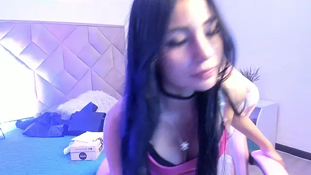 Snapshot of Chloe_Miller_2 chatting on March 2, 7:21 pm Chloe Miller 2 online show from March 2, 7:21 pm