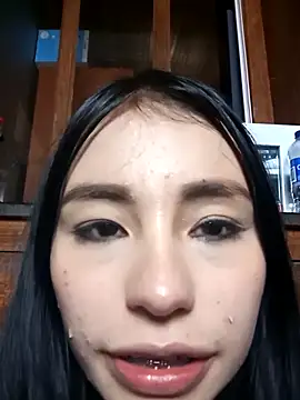 Snapshot of Chloe_Miller_2 chatting on May 7, 11:54 pm Chloe Miller 2 online show from May 7, 11:54 pm