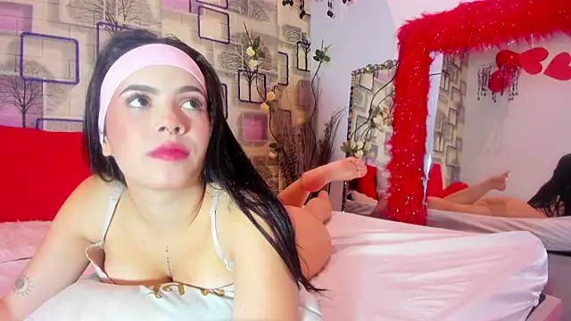 Snapshot of kate_morgann chatting on February 17, 8:26 pm kate morgann online show from February 17, 8:26 pm