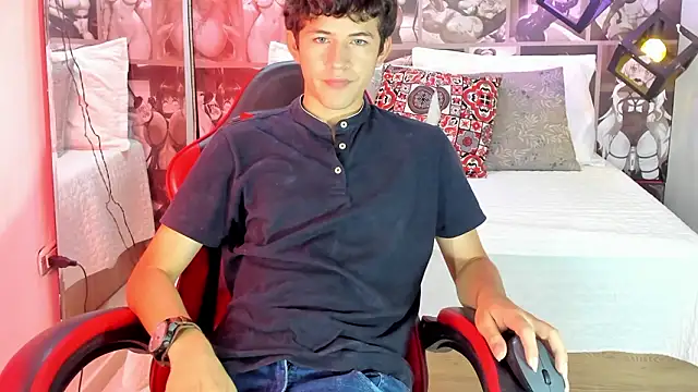 Snapshot of Christian_Foxx chatting on March 3, 1:50 pm Christian Foxx online show from March 3, 1:50 pm